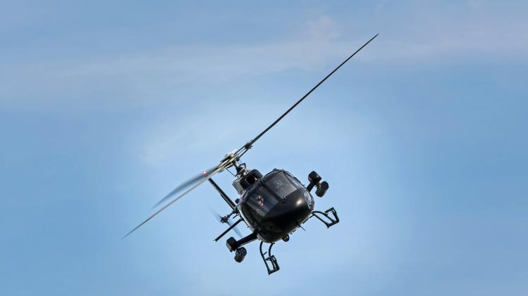 WTF. Man steelt helikopter en crasht