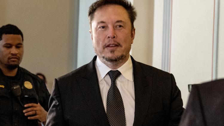 Elon Musk overweegt «kleine betaling» voor gebruik X om «leger aan bots» te bestrijden