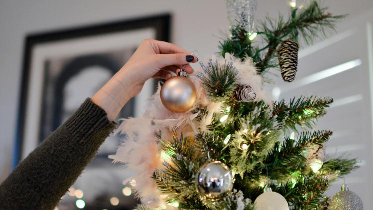 Vijf handige tips om je kerstboom smaakvol te versieren
