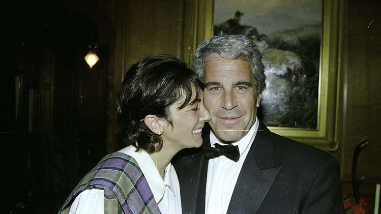 Ontdek welke bekende namen opduiken in documenten Epstein-zaak